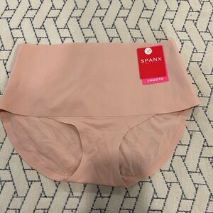 NWT Spanx Underwear size Medium